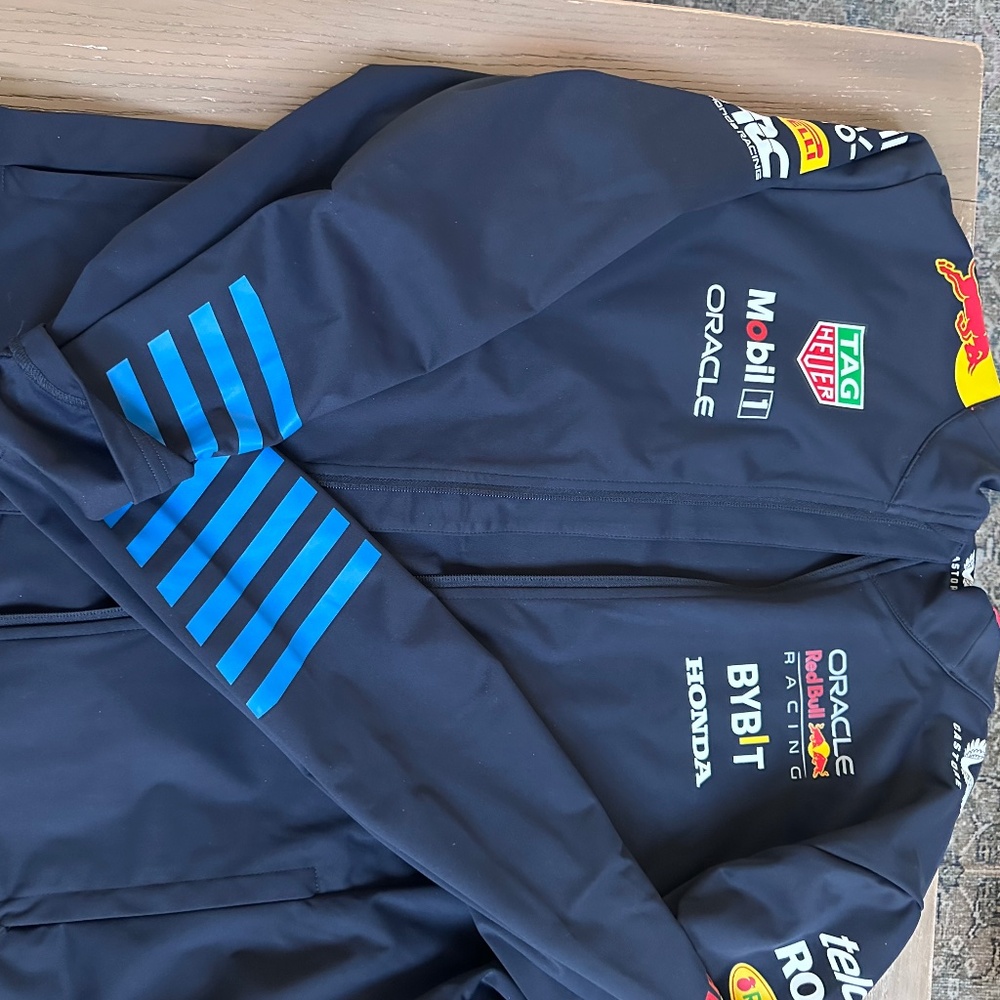 Formula 1: Oracle Red Bull racing jacket